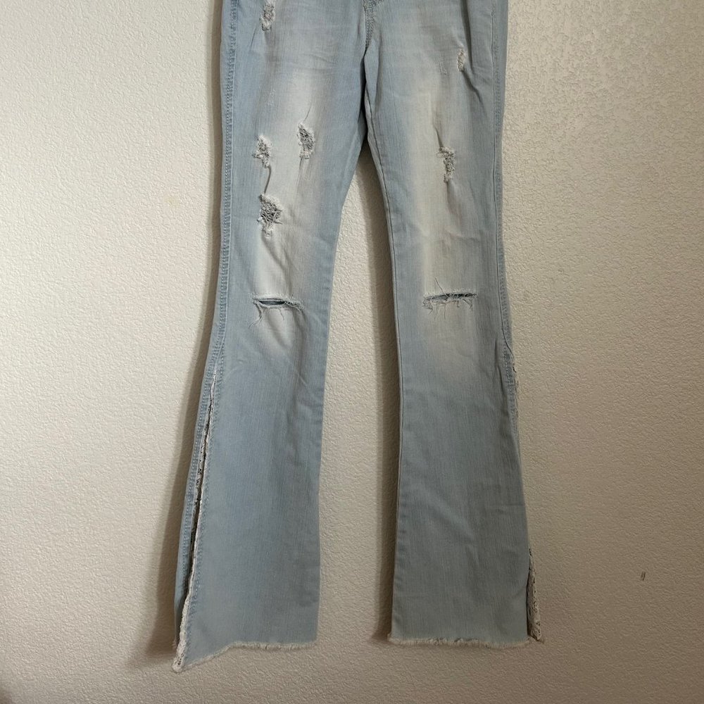 Size 3 Juniors Jeans!